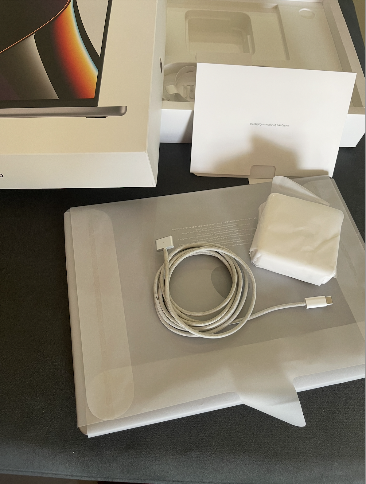 computadoras y laptops - Vendo Mac Pro M1 2021 con 16GB y 1TB  65,000K 3