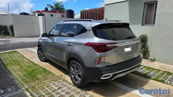 jeepetas y camionetas - Kia Seltos 2022 (Motor Doch)  7