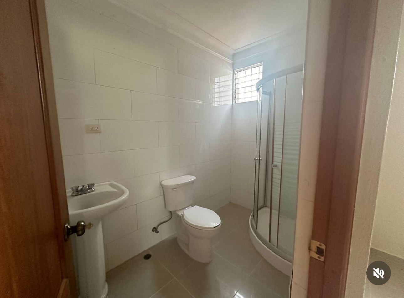 casas - CASA EN VENTA EN GURABO, SANTIAGO.