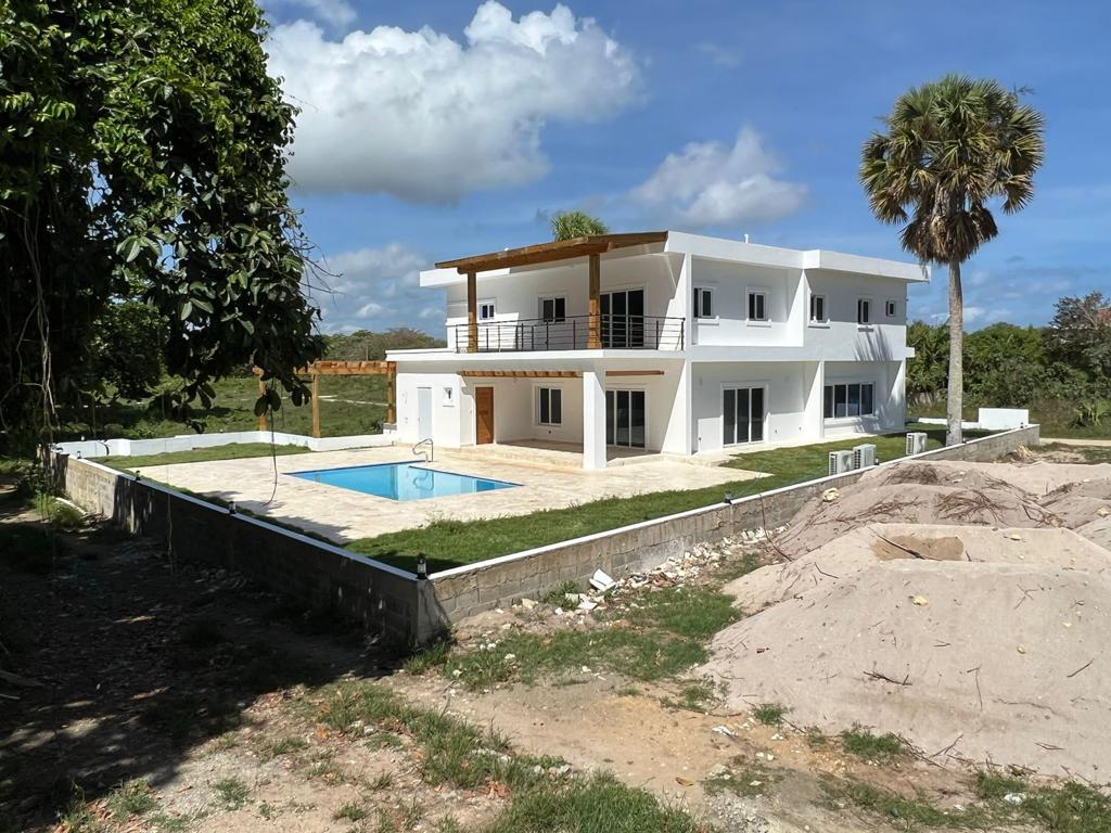 casas vacacionales y villas - VILLA GIGANTE CON PISCINA EN RESIDENCIAL CABARETE 7