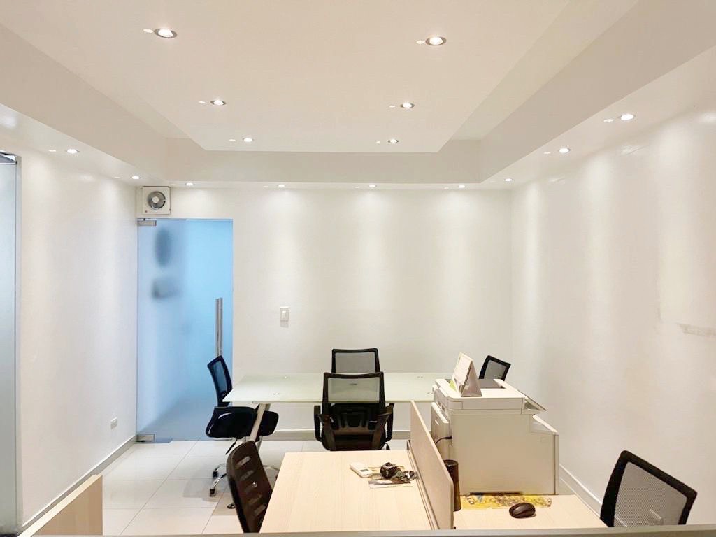 oficinas y locales comerciales - Local en venta en el millon  3