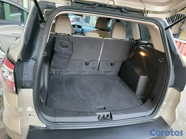 jeepetas y camionetas - Ford escape  9