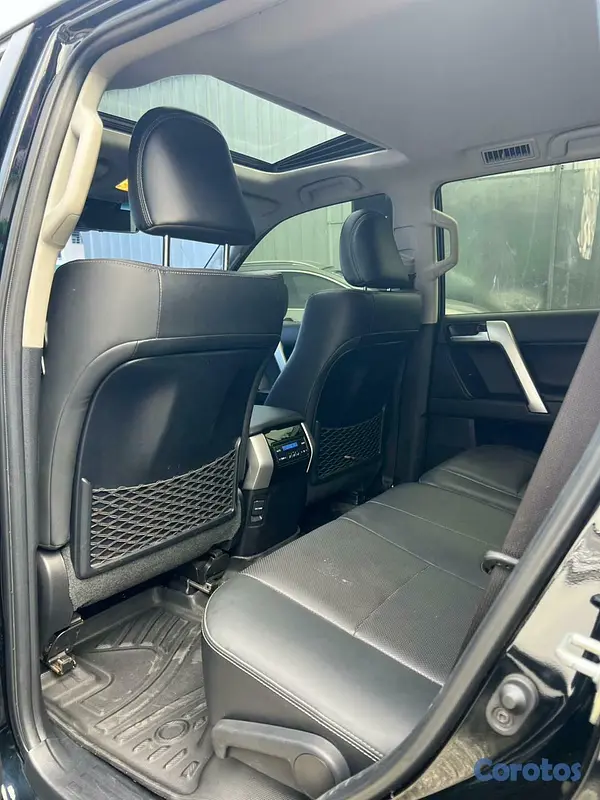 jeepetas y camionetas - Land Cruiser Prado 2024 5