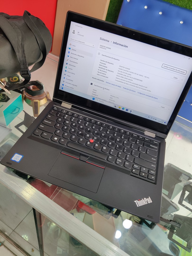 computadoras y laptops - Lenovo thinkpad yoga L380 i5 de 8va generación 
 4
