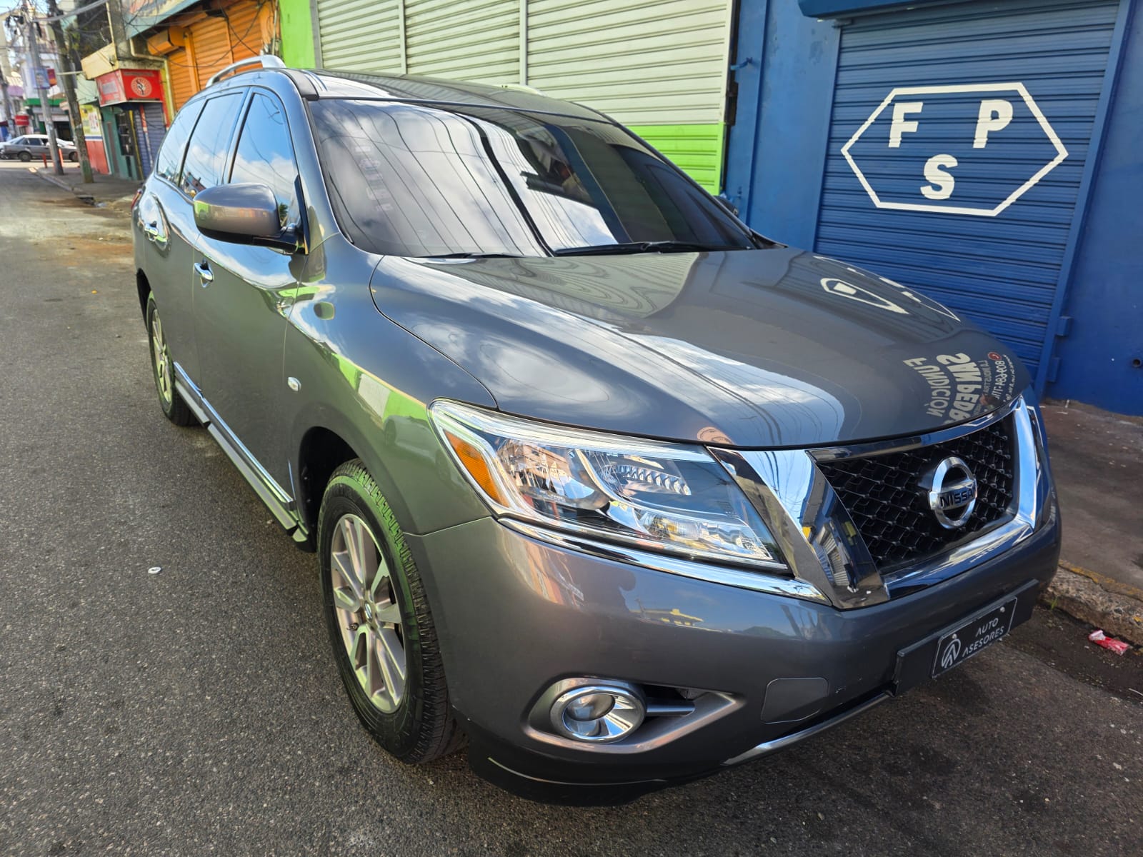 jeepetas y camionetas - Nissan patfinder 2015 0