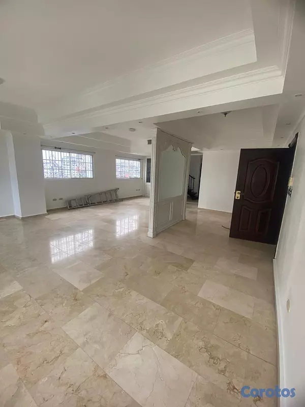 apartamentos - Venta de Espectacular penthouse de 378 m², de Dos Niveles – Bella Vista Sur 5