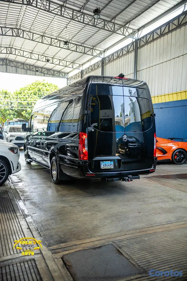 jeepetas y camionetas - Mercedes Benz Sprinter 3500 2019 4