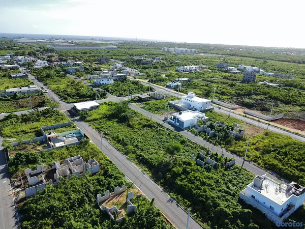 solares y terrenos - Solares financiados en la Avenida Ecológica, con titulo y calles asfaltadas 6