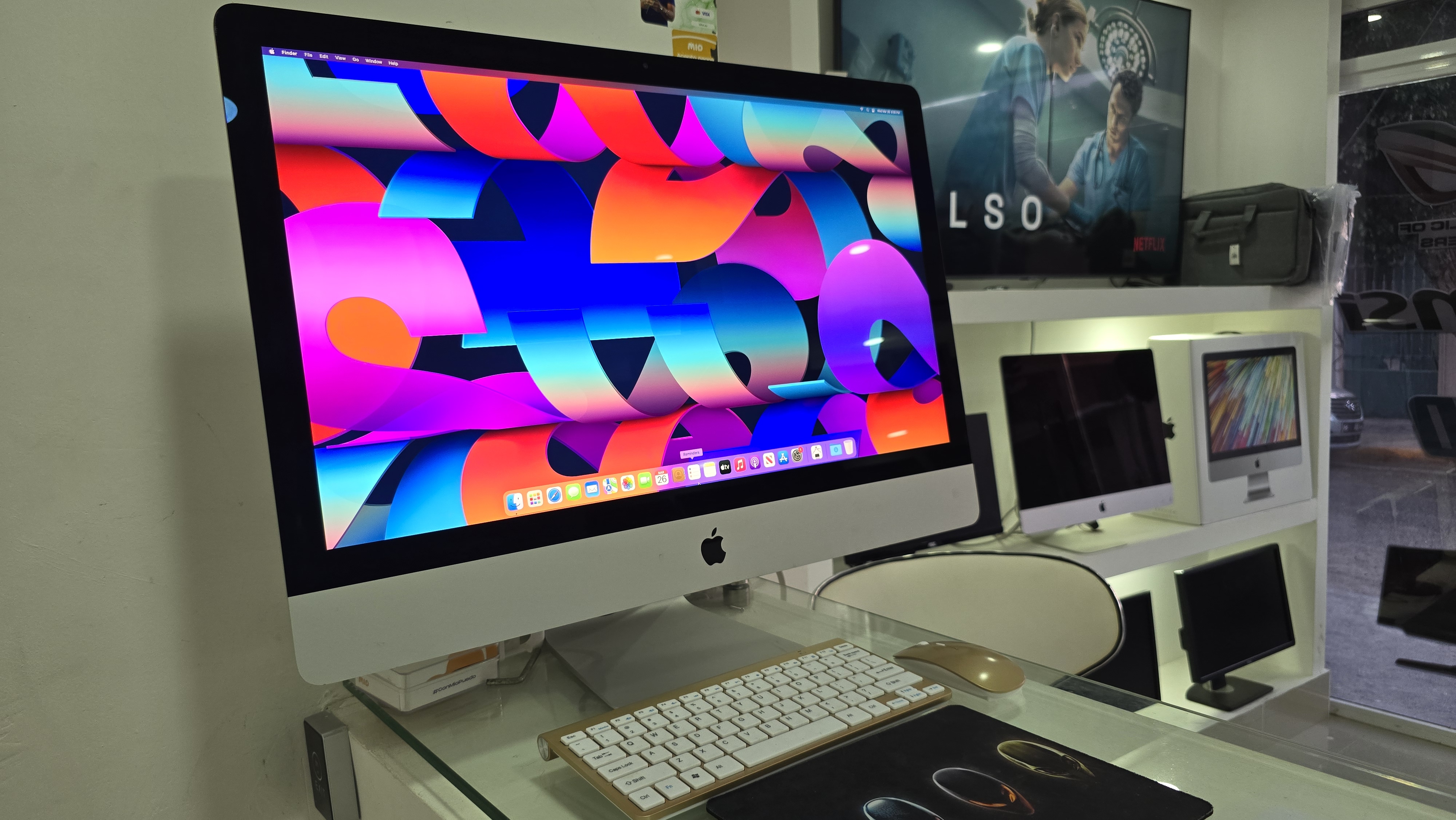 computadoras y laptops - Apple imac 5k 27 Pulg Core i5 3.2ghz Ram 16gb Disco 1000gb Resolucion 5K  0