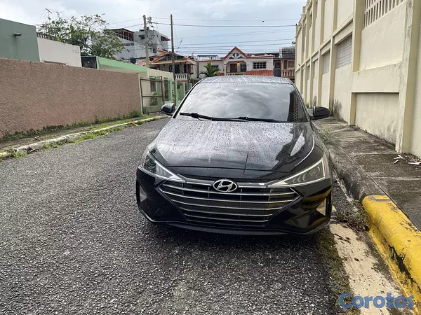 carros - Hiunday Elantra SE 2020 7
