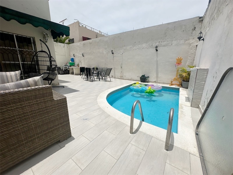 casas - Casa céntrica de dos niveles  3