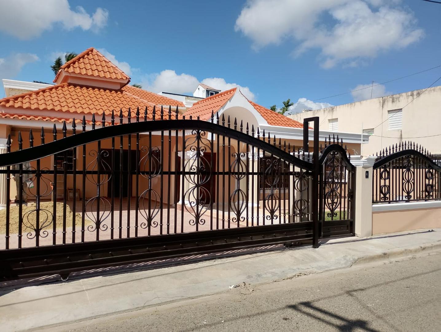 casas - Casa de 2 niveles en alquiler en Pontezuela, Santiago 0