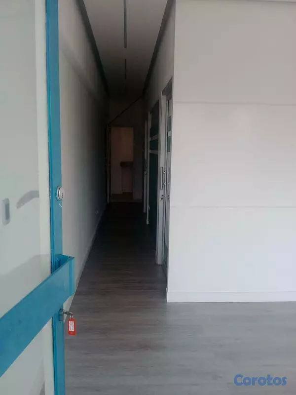 oficinas y locales comerciales - 🔵Alquilo Local 2do piso 49 mts arroyo hondo viejo  5