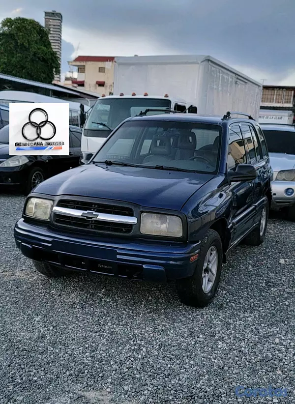 jeepetas y camionetas - CHEVROLET TRAKER 2002 3