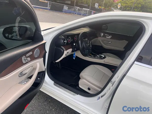 carros - Mercedes Benz E300 AMG 7