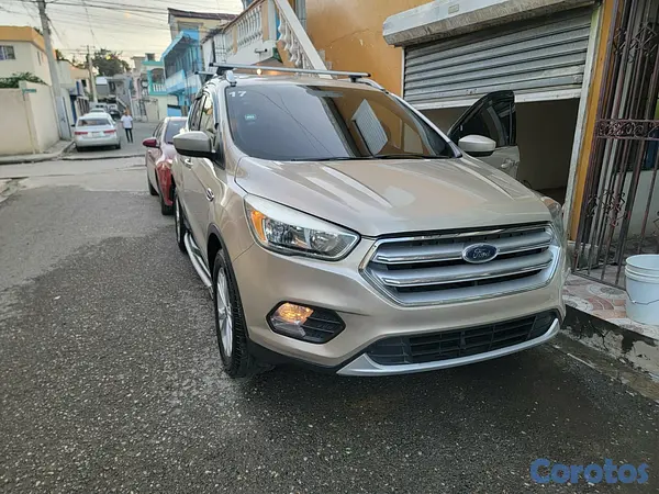 jeepetas y camionetas - Ford escape  11