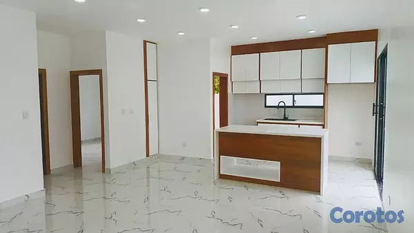 casas - Casa hermosa y espaciosa de venta en Corona Plaza  3