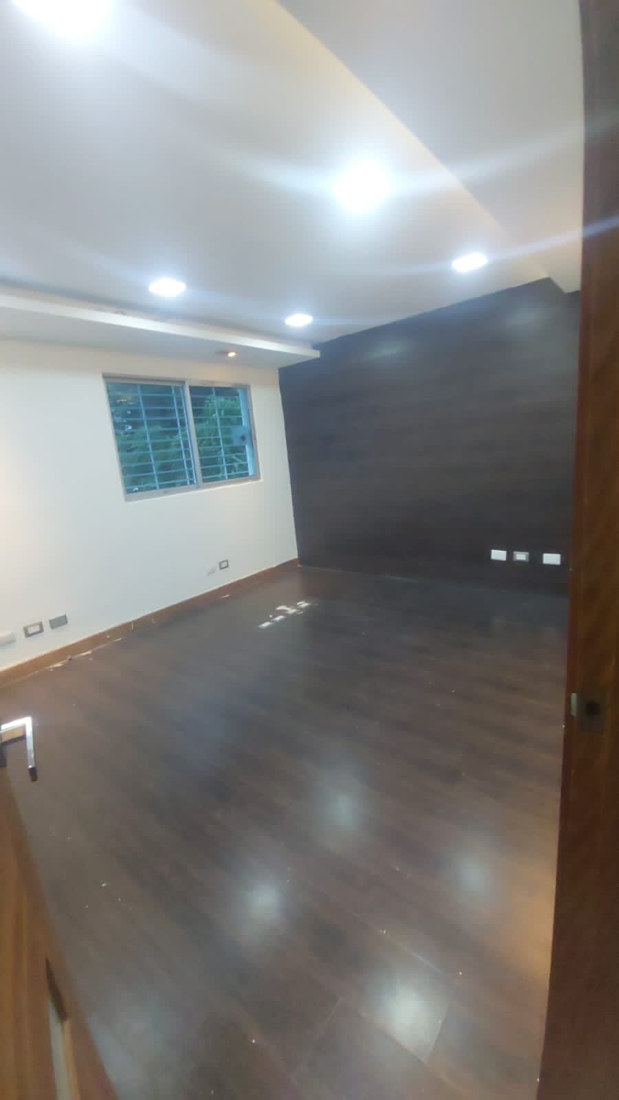 oficinas y locales comerciales - Local 2do piso para oficina en Serralles   