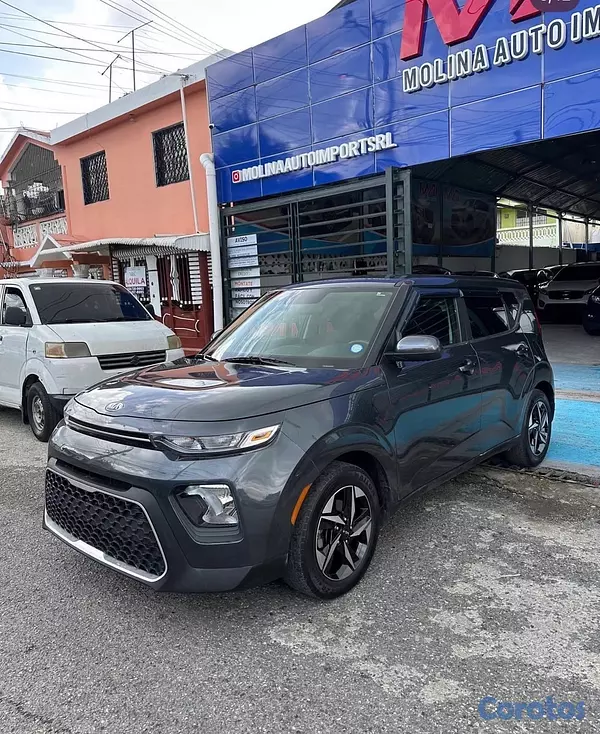 jeepetas y camionetas - Kia Soul LX 2021 3