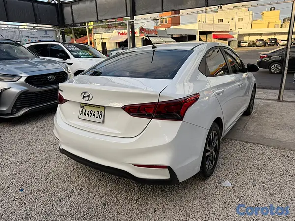 carros - HYUNDAI ACCENT SE 2019 2