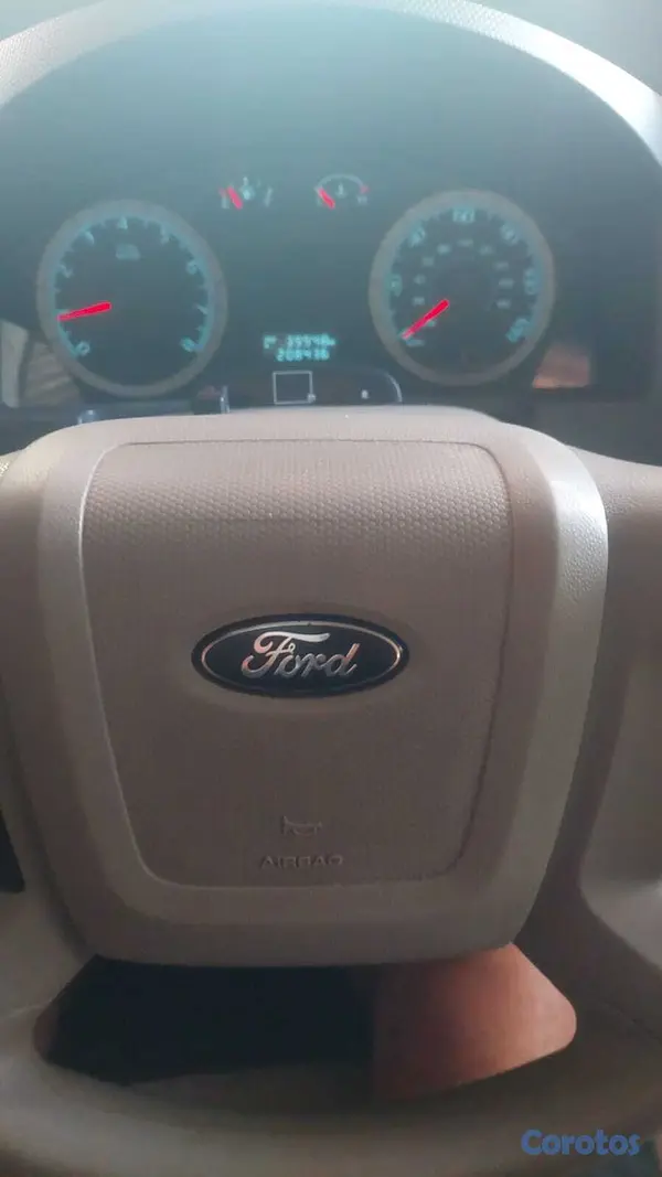 jeepetas y camionetas - Ford Escape 2009 + Sistema Antirrobo (GPS) 4