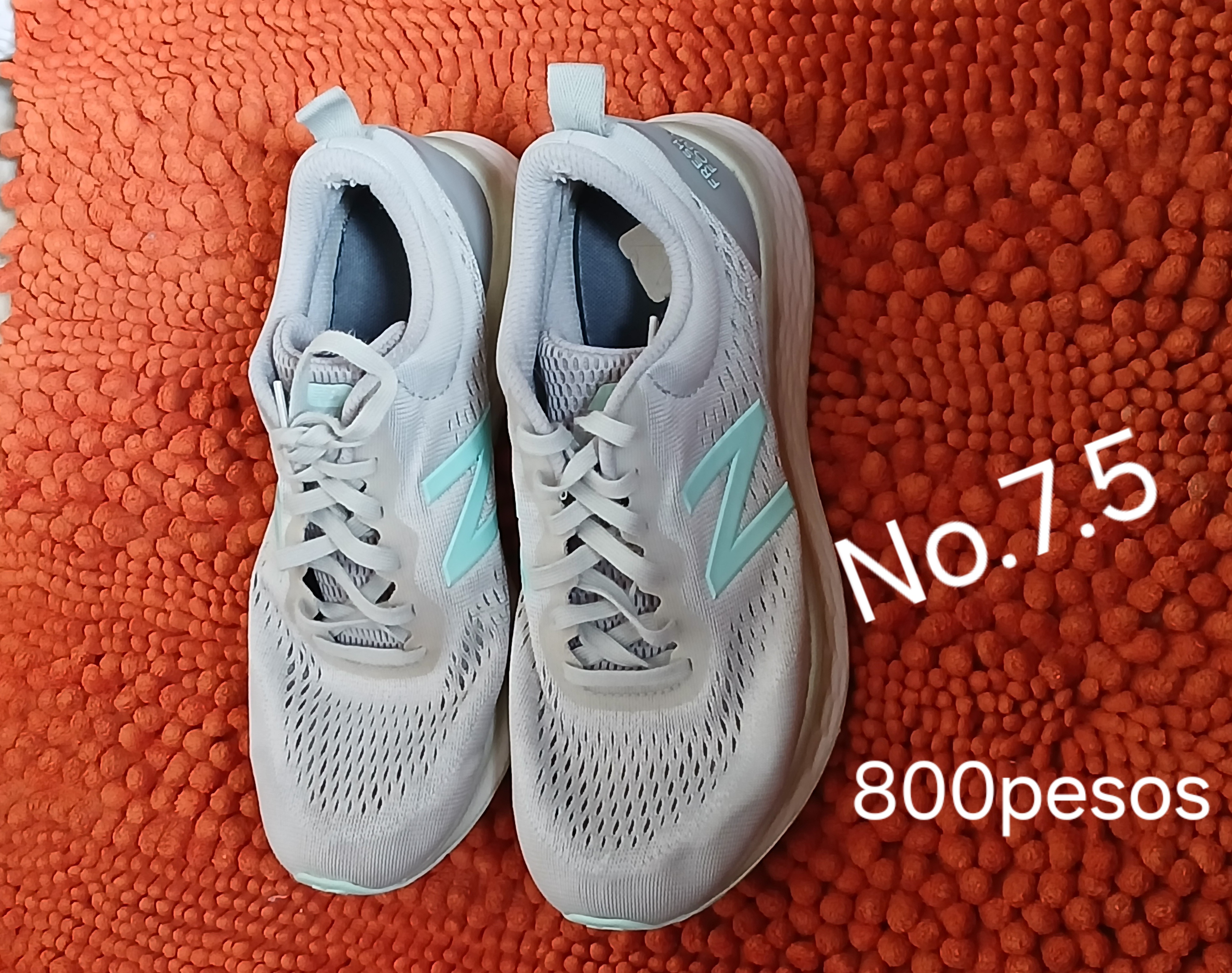 zapatos unisex - tennis usados como nuevos 800 pesos  0