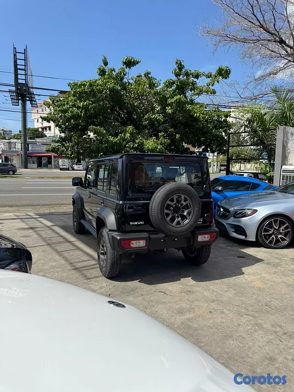 jeepetas y camionetas - Suzuki Jimny GLX 2026 5 Puertas 0KM 8