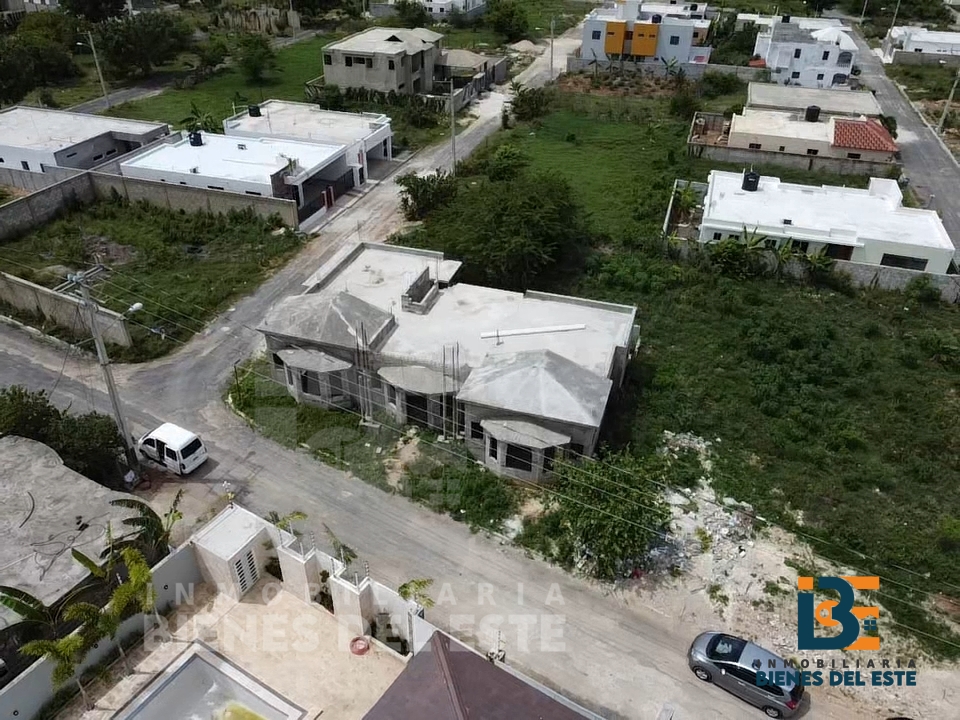 casas - SE VENDE CASA EN CONSTRUCCION de Oportunidad, SPM. 9