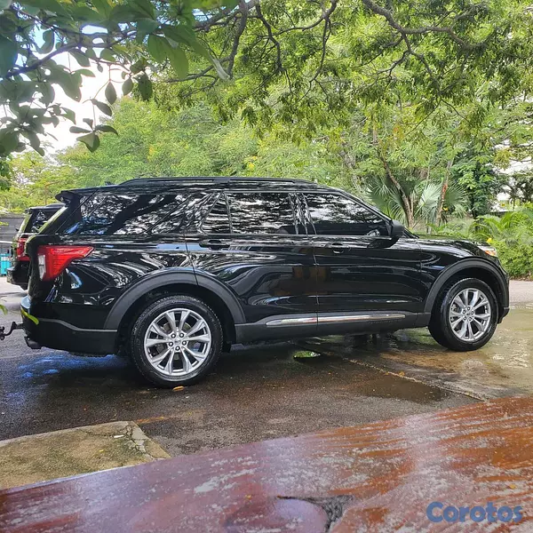 jeepetas y camionetas - Ford Explorer xlt 2020 5