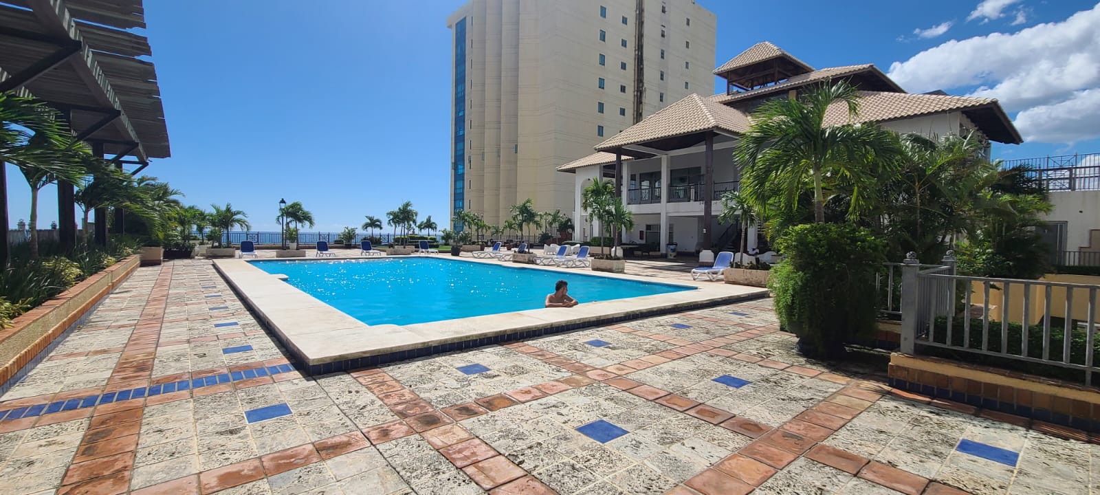 apartamentos - VENDO APARTAMENTO EN TORRE MALECON CENTER 3
