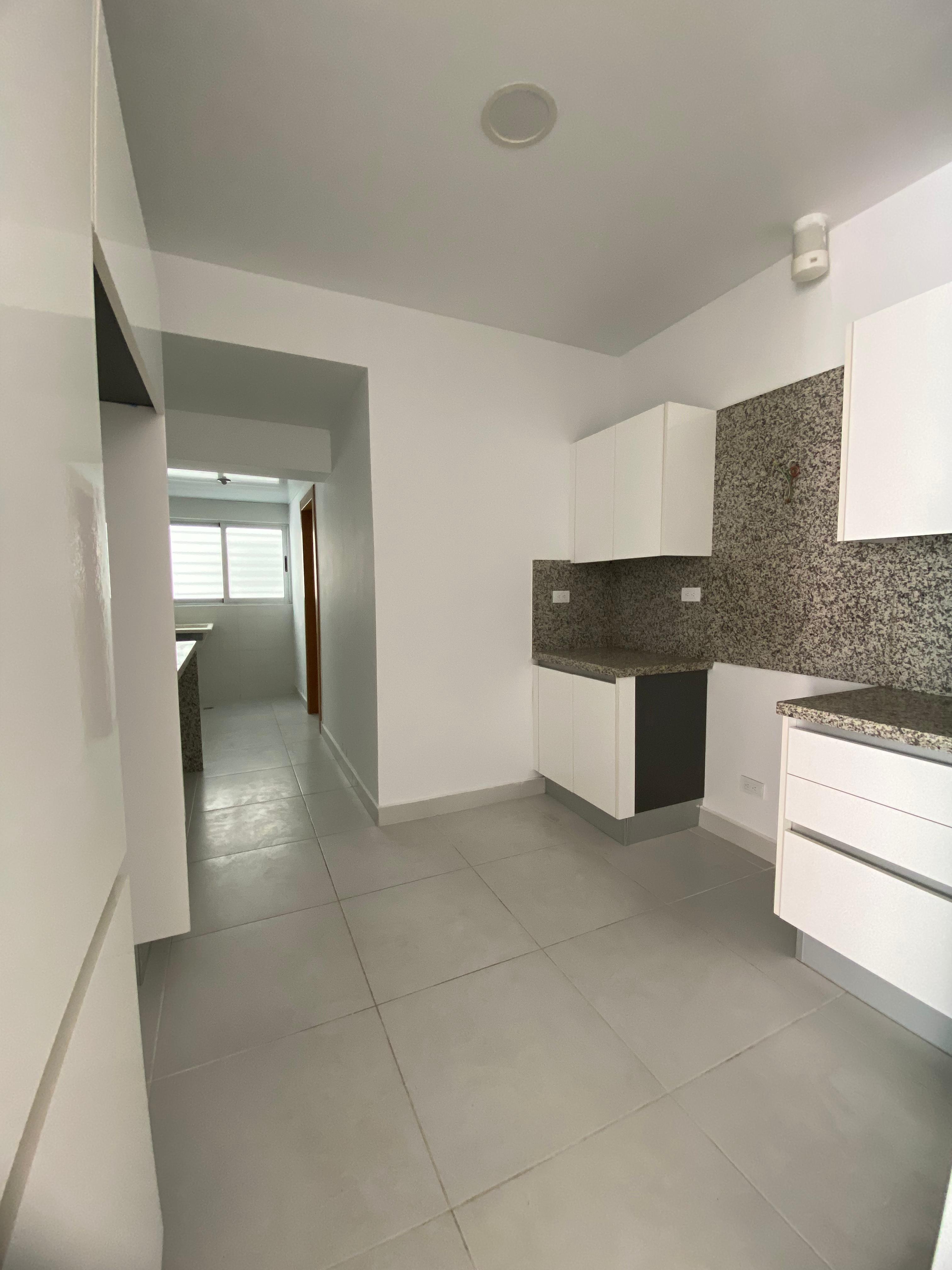 apartamentos - Apartamento en venta en Evaristo Morales  3