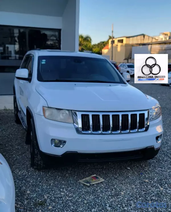 jeepetas y camionetas - JEEP GRAND CHEROKEE LAREDO  3