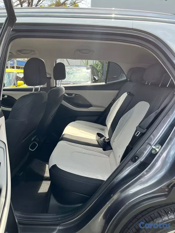 jeepetas y camionetas - Hyundai Cantus 2021 
 5