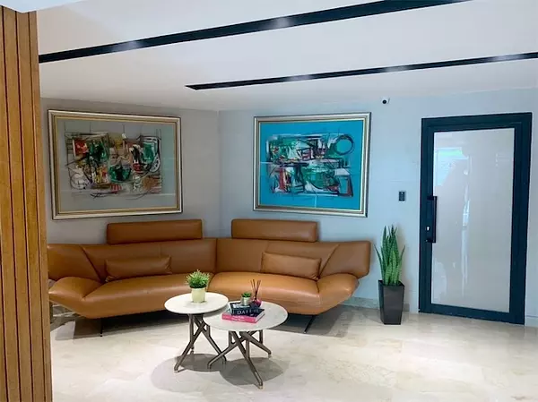 oficinas y locales comerciales - Local corporativo Prados 7