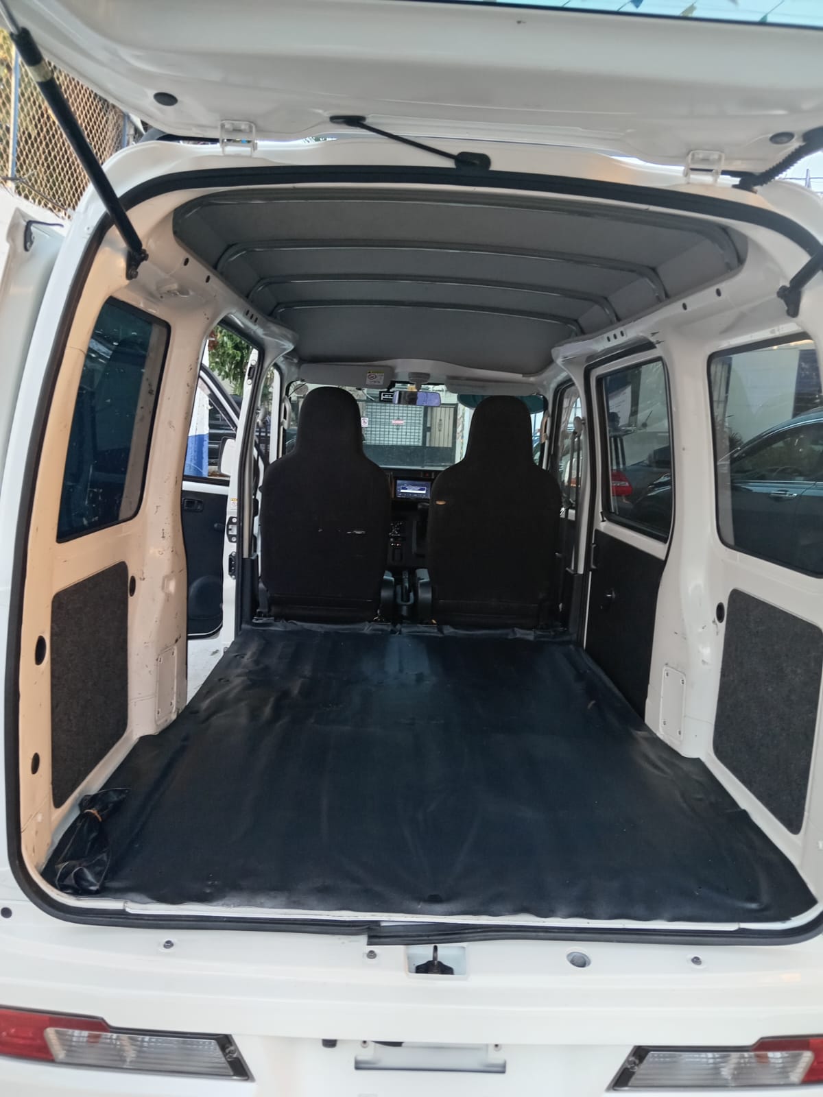 carros - DAIHATSU HIJET  9
