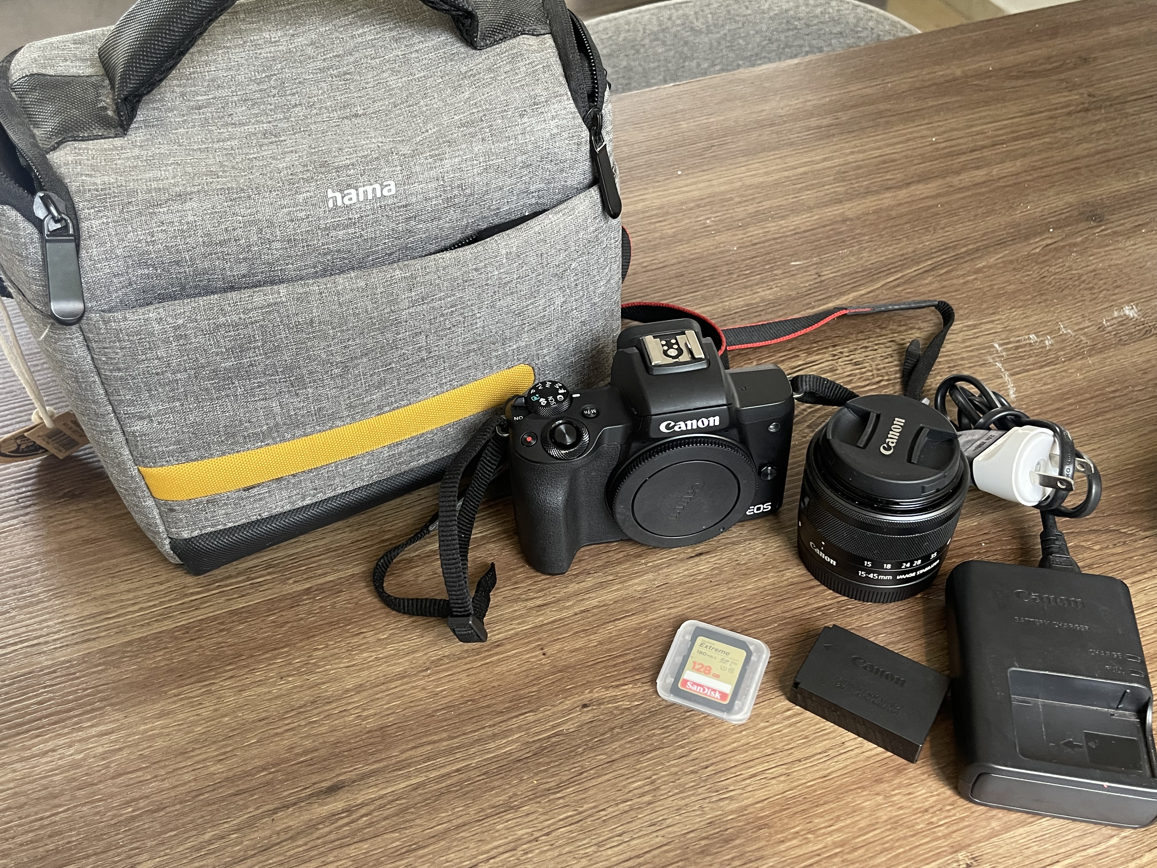camaras y audio - 📸 Canon EOS M50 en venta – RD$35,000 📸 2