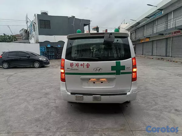 jeepetas y camionetas - HYUNDAI GRAND STAREX AMBULANCIA 2017 2