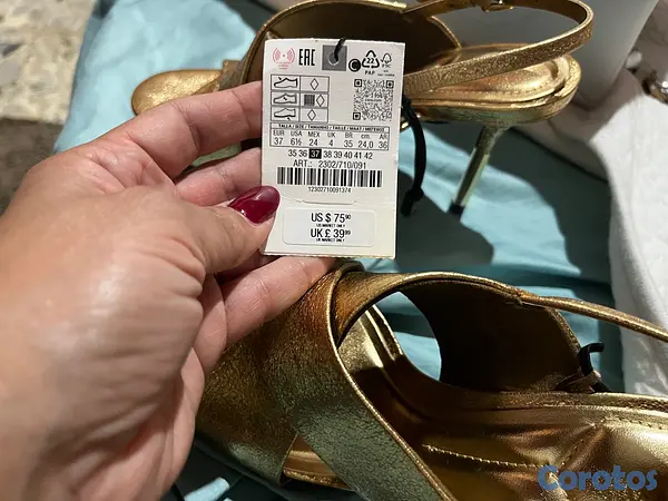 zapatos para mujer - Zapatillas Zara nuevas doradas 3