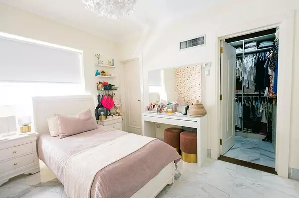 apartamentos - Apartamento en venta en el sector de Piantini 10