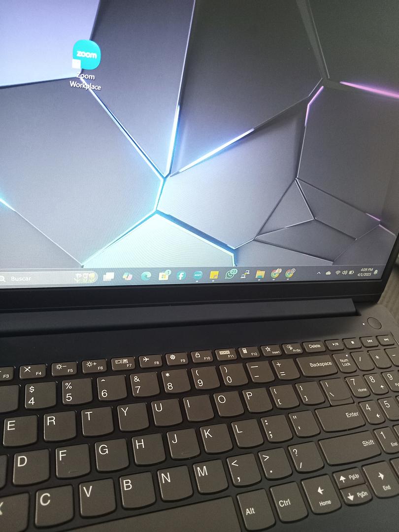 computadoras y laptops - Lenovo IdeaPad 1 Laptop. 0