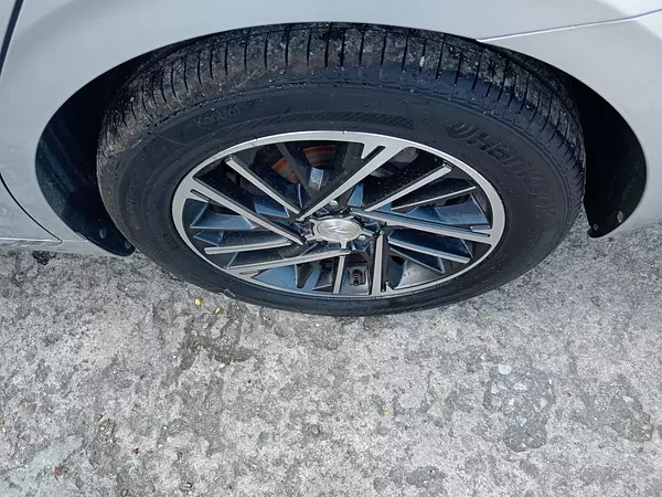 carros - HYUNDAI GRANDEUR 2020 GRIS 10
