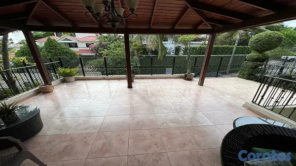 casas - CASA DE 2 NIVELES EN VENTA ALTOS DE ARROYO HONDO III 8