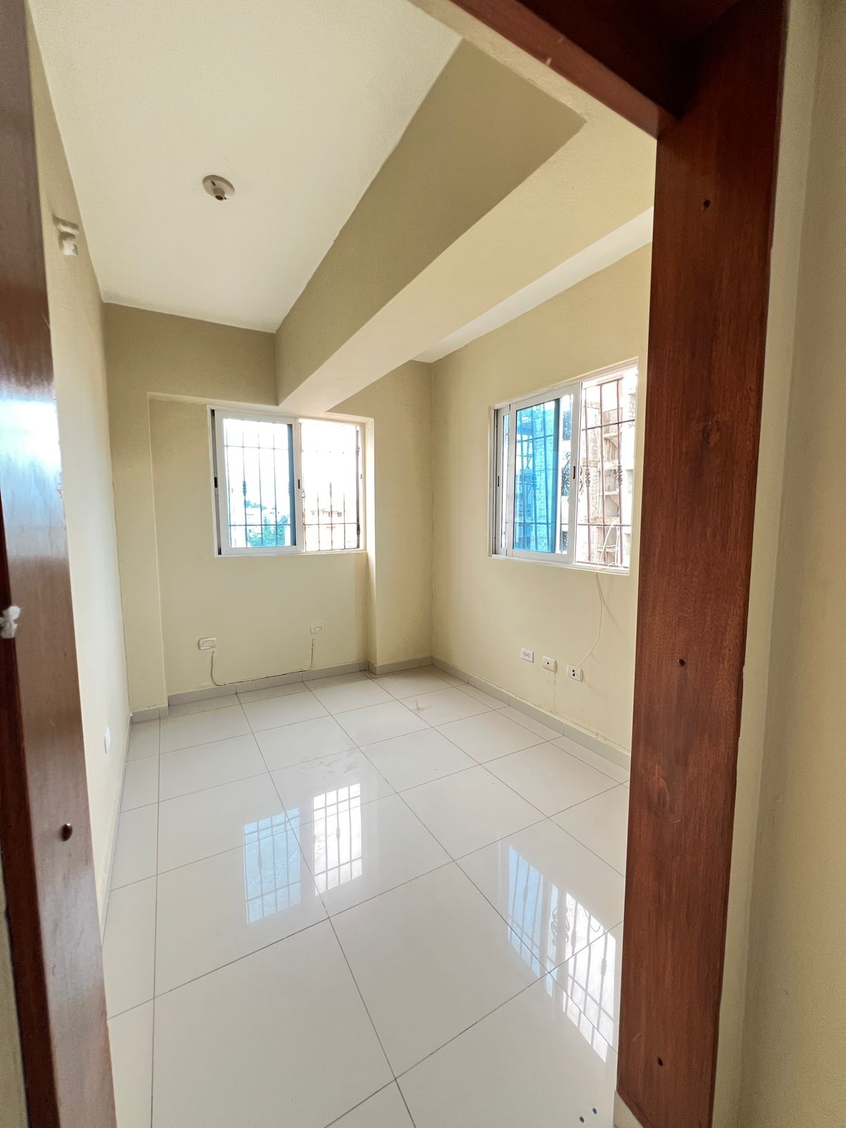 apartamentos - Alquilo apto espacioso de 3 habitación más un estu 9