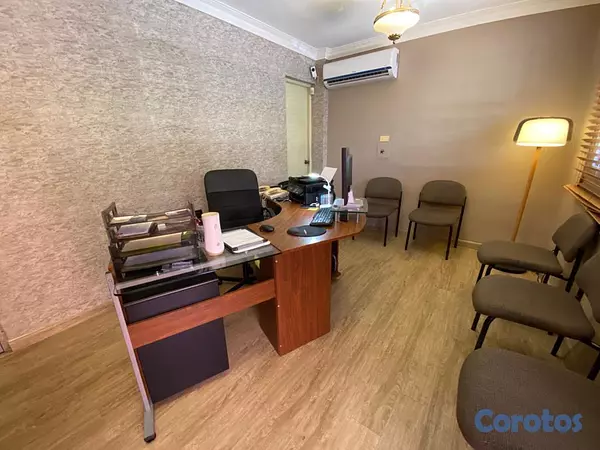 oficinas y locales comerciales - Alquilamos oficinas privadas con espacio para reci 9