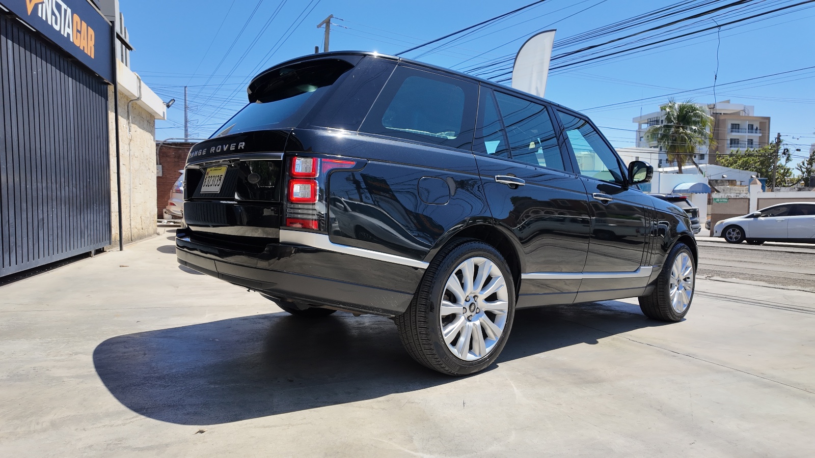 jeepetas y camionetas - LAND ROVER RANGE ROVER VOGUE 2014 3