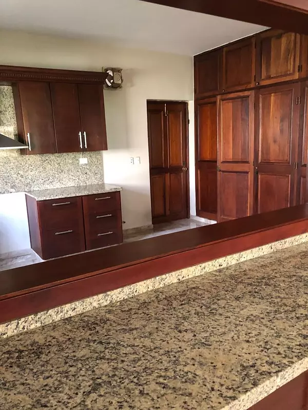 casas - CASA EN VENTA EN EL MIRADOR NORTE 29