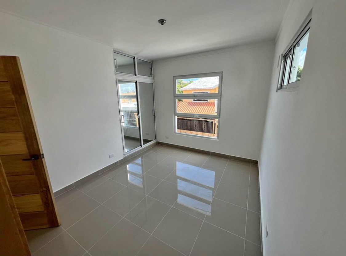 casas - HERMOSA Y MODERNA CASA STO DGO ESTE Av ECOLÓGICA  5