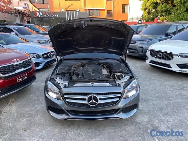 carros - Mercedes Benz C-300 2018 8