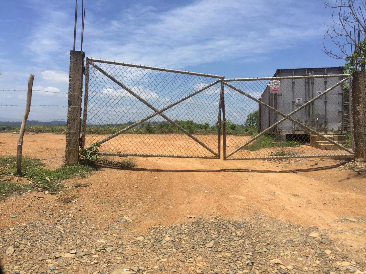 solares y terrenos - SUPER FINCA DE 105 TAREAS A 300 Mts. DE LA  CARRETERA EN DON JUAN, MONTE PLATA 4