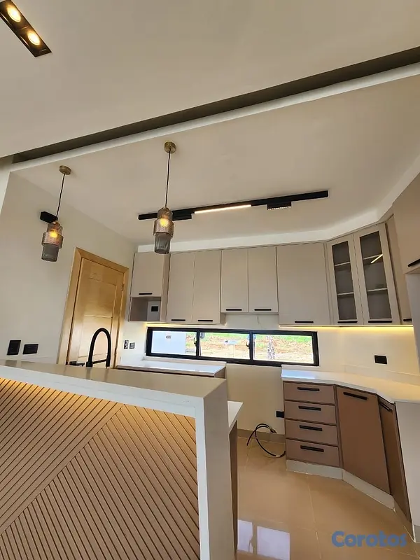 casas - venta de casa próximo a la avenida ecológica Santo Domingo este  7
